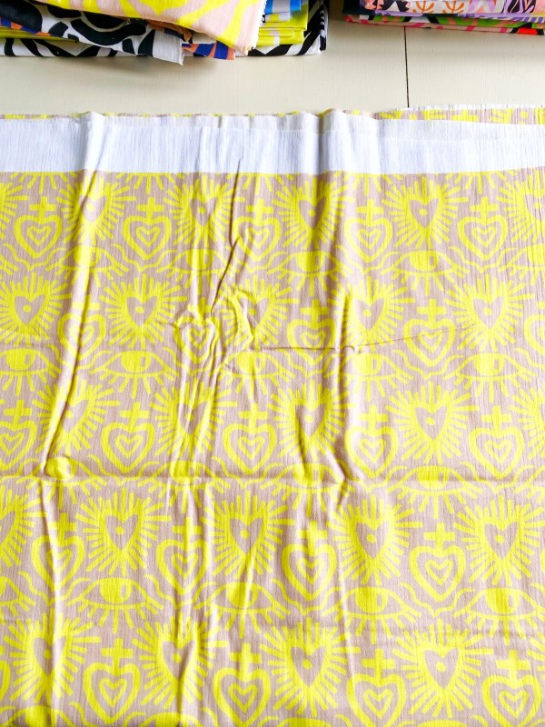 Grand Coupon Exvoto Jaune Double Gaze 151X145 cm