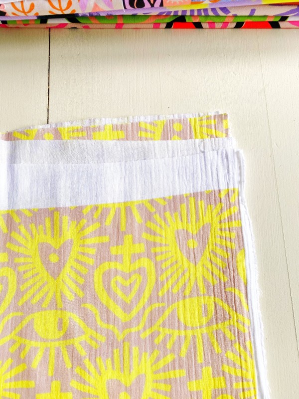 Grand Coupon Exvoto Jaune Double Gaze 151X160 cm