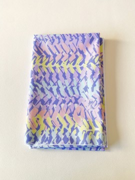 Coupon Mailles Pastels Tissu Imperméable 100X155 cm