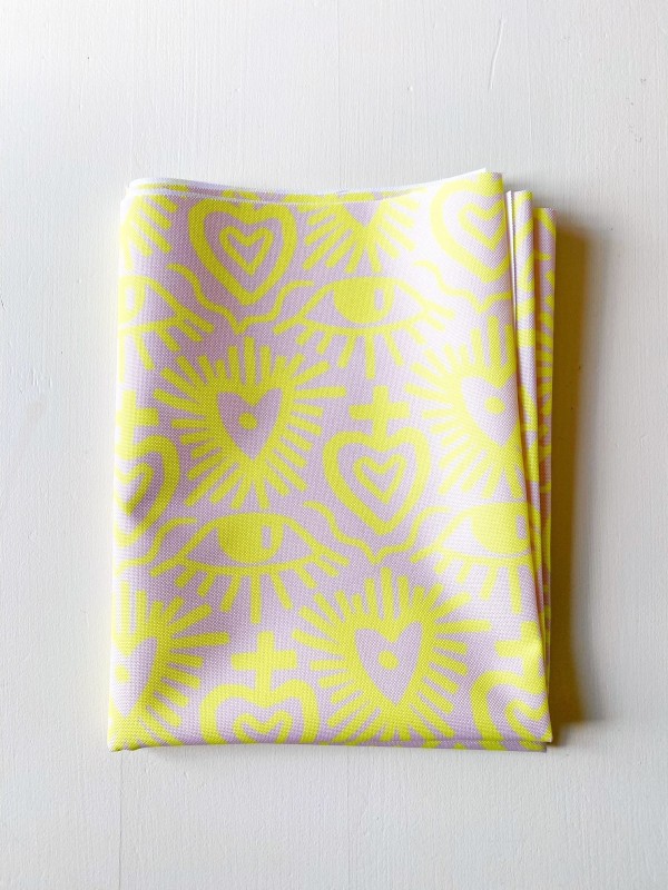 Coupon Exvoto Jaune Tissu Imperméable 121X155 cm