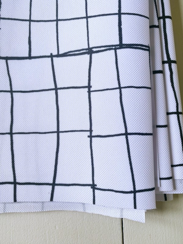 Coupon Grades Noir Et Blanc Tissu Imperméable 100X155 cm