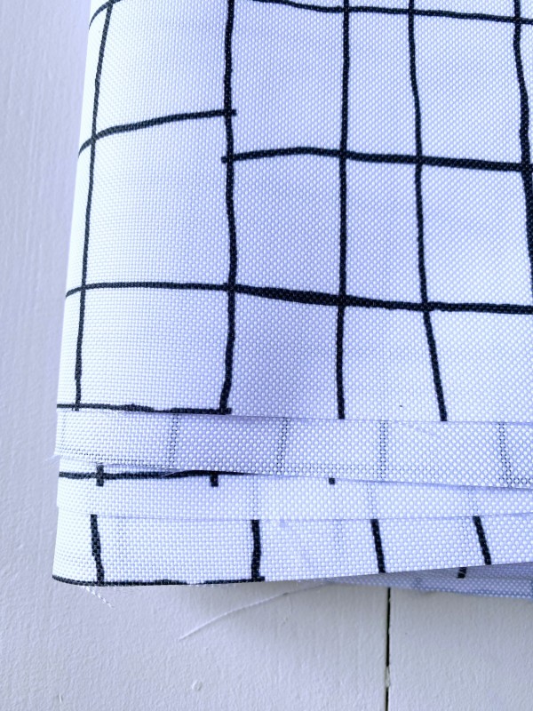 Coupon Grades Noir & blanc Tissu Imperméable 105X155 cm